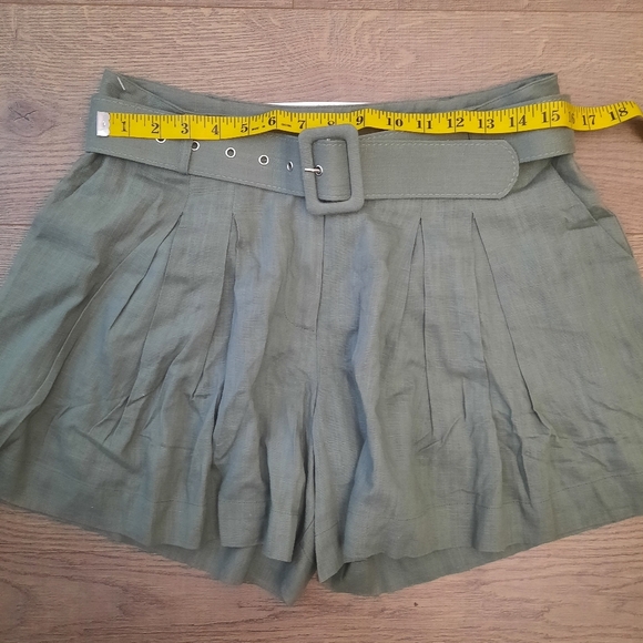 VICI High Rise Belted Linen Blend Shorts - Picture 7 of 9
